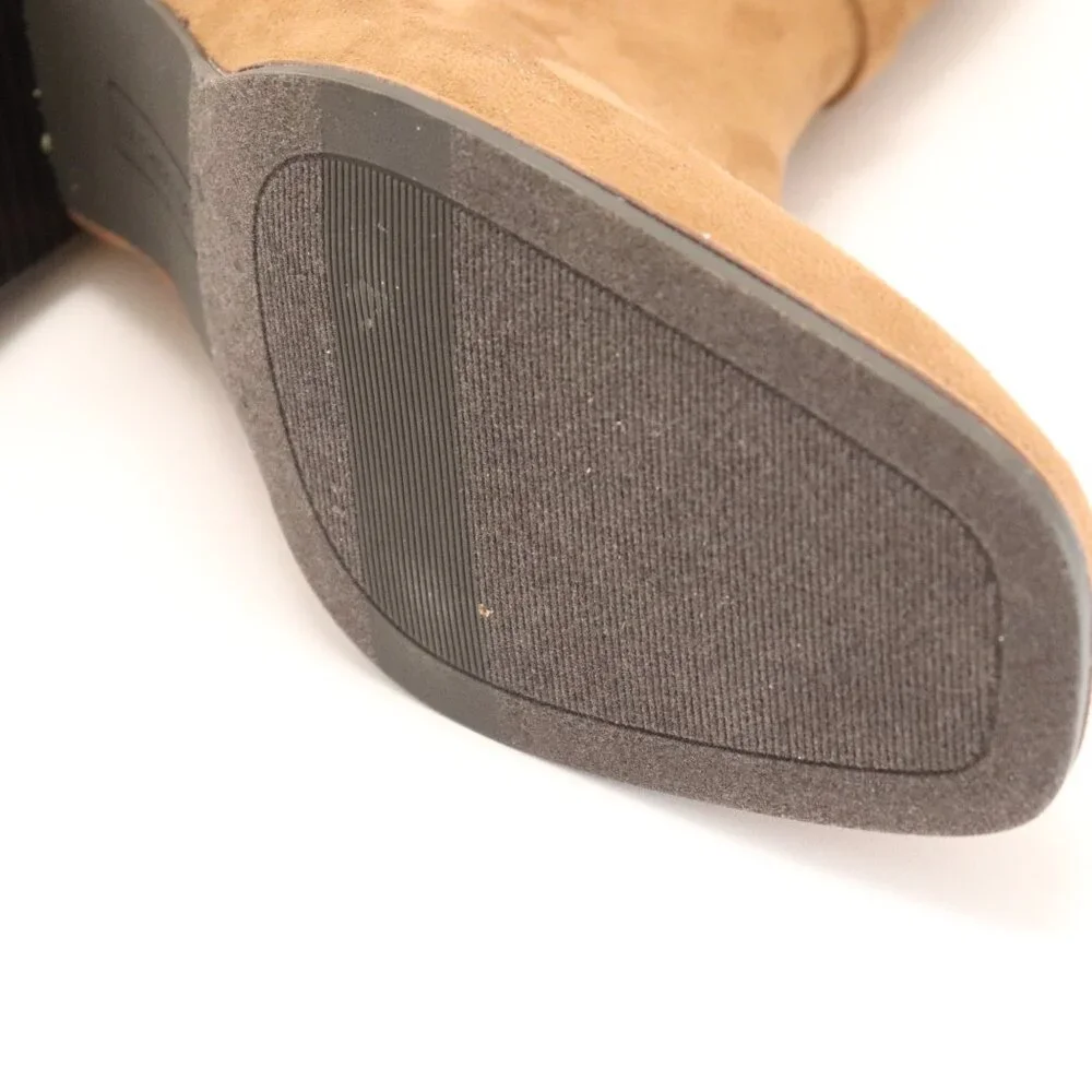 Liz Claiborne Women's Tan‎ Swede Boots New with Tags and Zippers on Sides